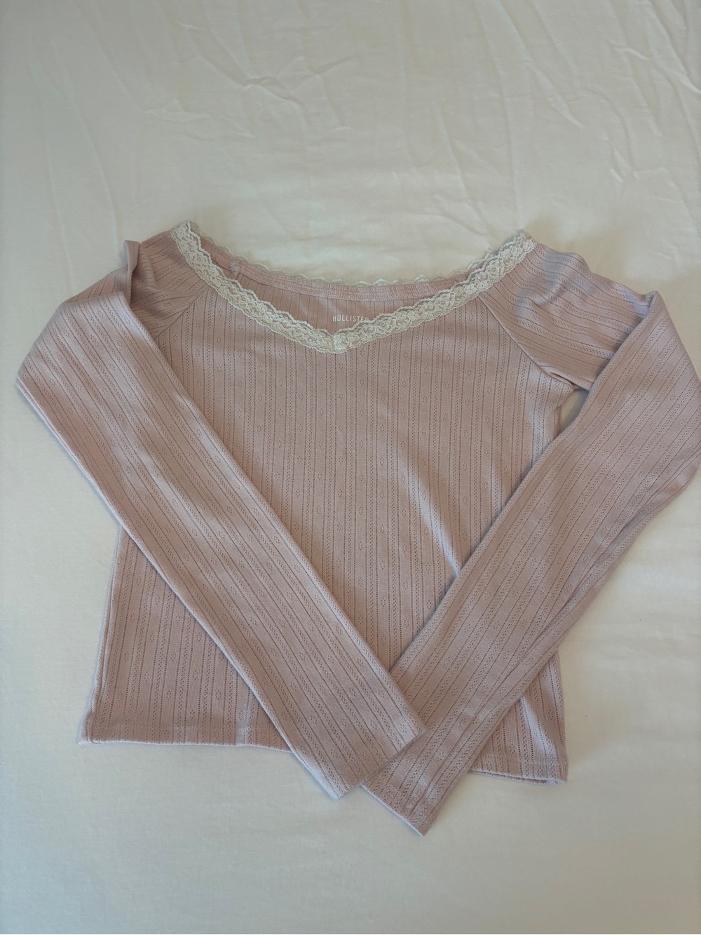 Hollister Lace-Trim Ribbed Long Sleeve Top in Dusty Pink